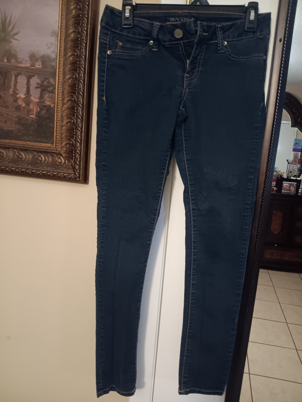 GENERRA Women's Skinny Jeans in Dark Blue Wash